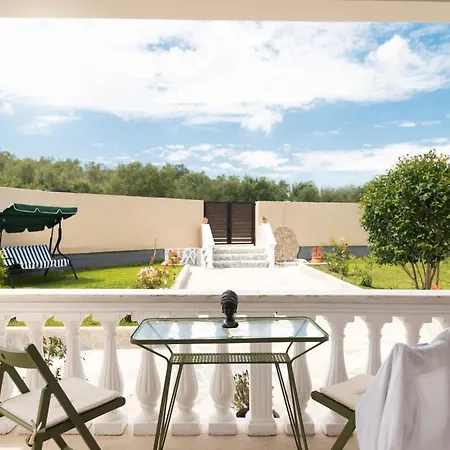 Dimitras Prázdninový dům Lefkímmi